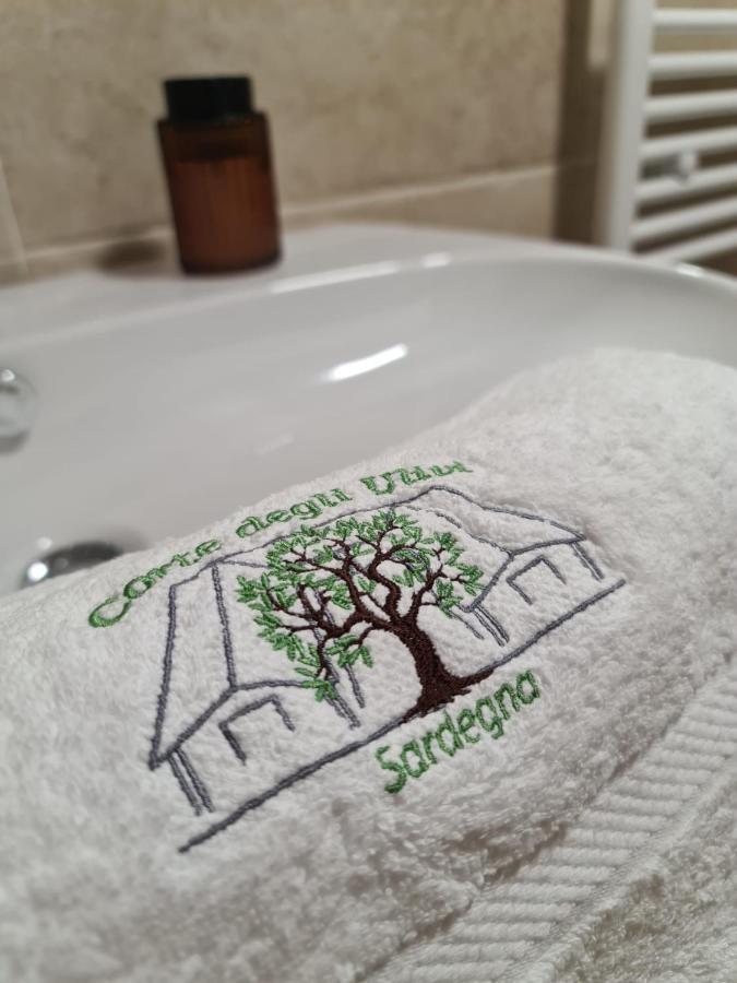 Agriturismo Corte Degli Ulivi Capoterra Bagian luar foto